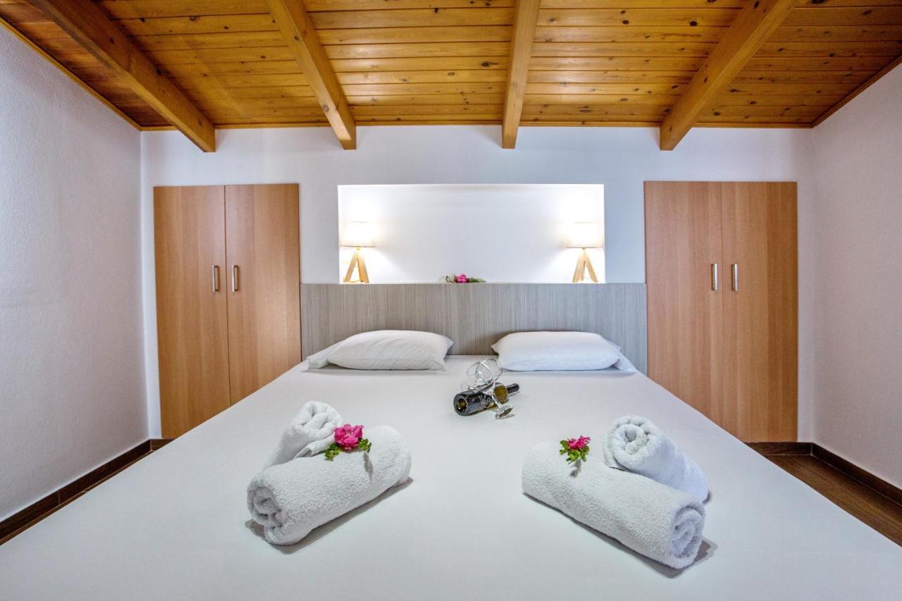 The Blue Beach Apartments Nea Peramos (Macedonia) Exterior foto