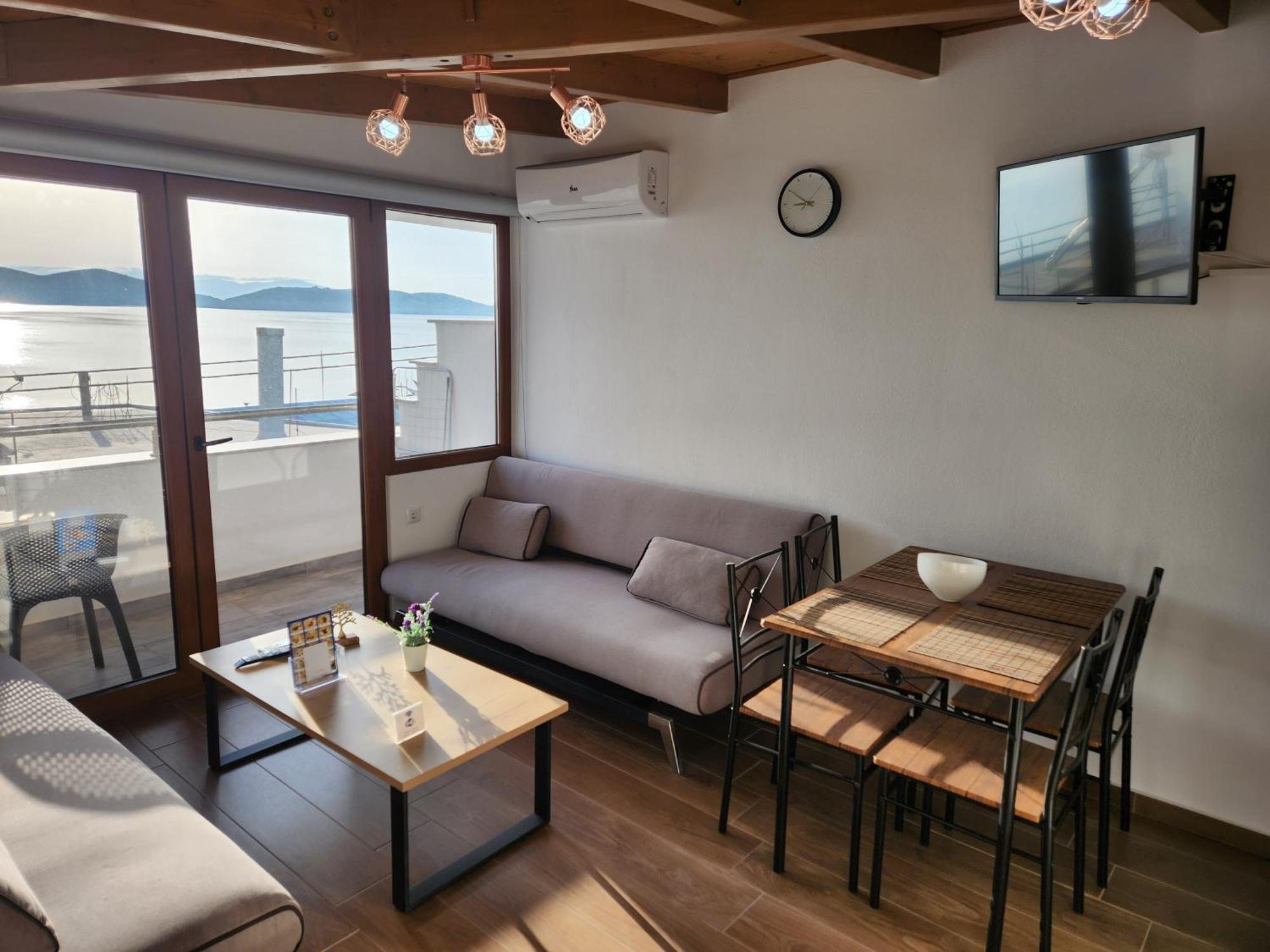 The Blue Beach Apartments Nea Peramos (Macedonia) Exterior foto